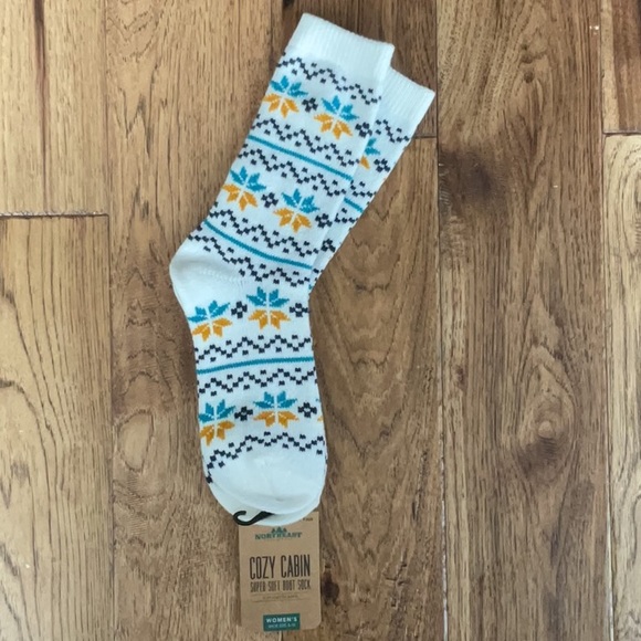 Cozy Cabin Super Soft Boot Sock - Picture 2 of 4